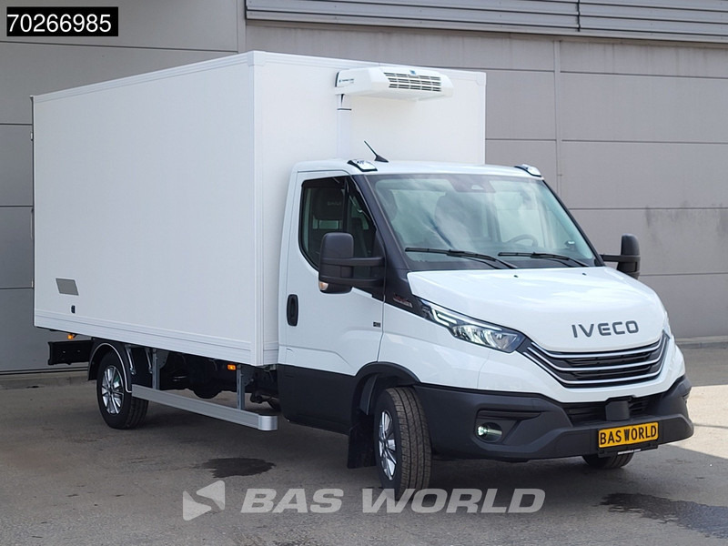 Iveco Daily 35S18 3.0L Koelwagen Thermoking C-250 LED ACC Navi Airco Koel Koeler Kühl Kühler Bakwagen Kühlkoffer 17m3 Airco - Utilitaire frigorifique: photos 5 Iveco Daily 35S18 3.0L Koelwagen Thermoking C-250 LED ACC Navi Airco Koel Koeler Kühl Kühler Bakwagen Kühlkoffer 17m3 Airco - Utilitaire frigorifique: photos 5