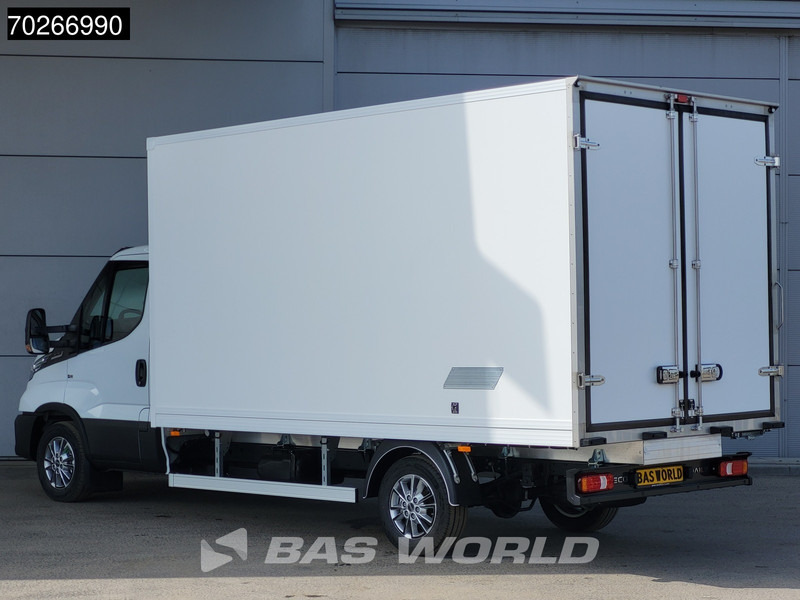 Iveco Daily 35S18 3.0L Koelwagen Vriezer Thermoking V-200 MAX 220V stekker -18 LED Navi Airco ACC Koel Koeler Kühler Kühlwagen Bakwagen Kühl - Utilitaire frigorifique: photos 2 Iveco Daily 35S18 3.0L Koelwagen Vriezer Thermoking V-200 MAX 220V stekker -18 LED Navi Airco ACC Koel Koeler Kühler Kühlwagen Bakwagen Kühl - Utilitaire frigorifique: photos 2