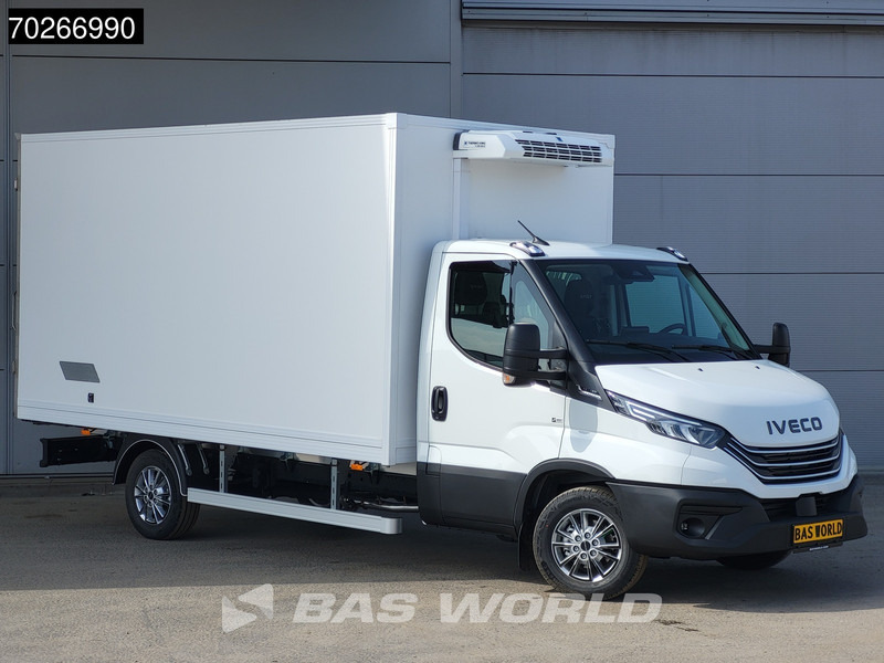Iveco Daily 35S18 3.0L Koelwagen Vriezer Thermoking V-200 MAX 220V stekker -18 LED Navi Airco ACC Koel Koeler Kühler Kühlwagen Bakwagen Kühl - Utilitaire frigorifique: photos 3 Iveco Daily 35S18 3.0L Koelwagen Vriezer Thermoking V-200 MAX 220V stekker -18 LED Navi Airco ACC Koel Koeler Kühler Kühlwagen Bakwagen Kühl - Utilitaire frigorifique: photos 3