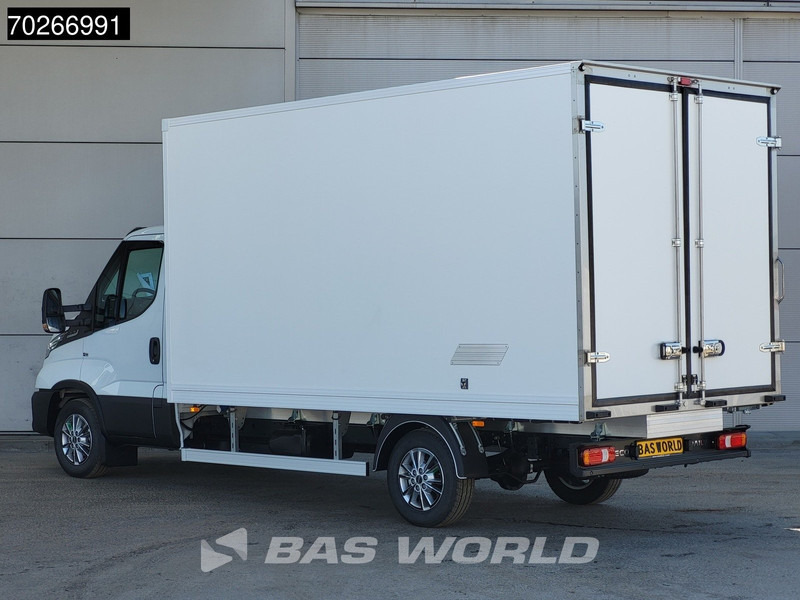 Iveco Daily 35S18 3.0L Koelwagen Vriezer Thermoking V-200 MAX 220V stekker -18 LED Navi Airco ACC Koel Koeler Kühler Kühlwagen Kühlkoffer Vr - Utilitaire frigorifique: photos 2 Iveco Daily 35S18 3.0L Koelwagen Vriezer Thermoking V-200 MAX 220V stekker -18 LED Navi Airco ACC Koel Koeler Kühler Kühlwagen Kühlkoffer Vr - Utilitaire frigorifique: photos 2