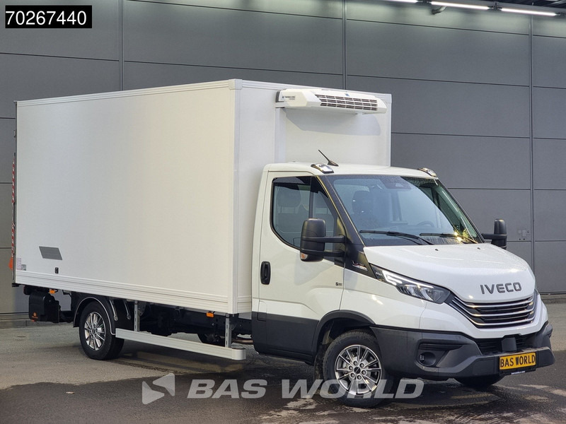 Iveco Daily 35S18 3.0L Laadklep Koelwagen Vriezer Thermoking V-200 MAX 220V stekker -18 LED Navi Airco ACC Koel Koeler Kühler Kühlwagen Kühl - Utilitaire frigorifique: photos 3 Iveco Daily 35S18 3.0L Laadklep Koelwagen Vriezer Thermoking V-200 MAX 220V stekker -18 LED Navi Airco ACC Koel Koeler Kühler Kühlwagen Kühl - Utilitaire frigorifique: photos 3