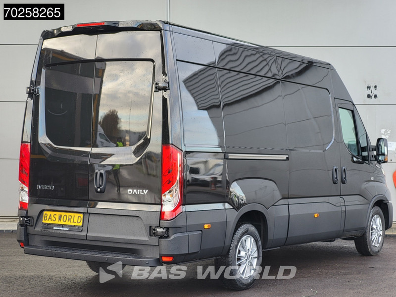 Iveco Daily 35S21 210PK 3.0L Automaat 2025 model L2H2 ACC LED CarPlay Velgen Camera 12m3 Airco - Fourgon utilitaire: photos 2 Iveco Daily 35S21 210PK 3.0L Automaat 2025 model L2H2 ACC LED CarPlay Velgen Camera 12m3 Airco - Fourgon utilitaire: photos 2