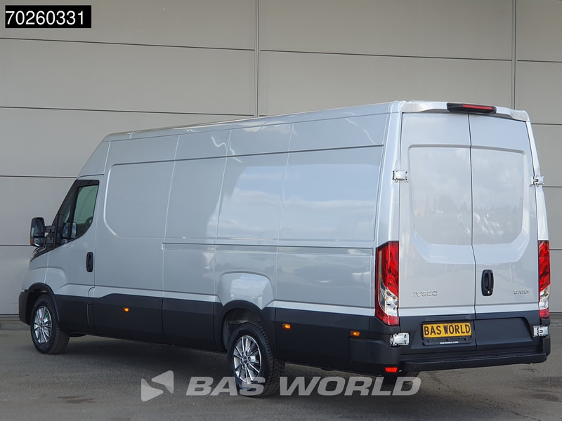 Iveco Daily 35S21 210PK 3.0L Automaat 2025 model L3H2 ACC LED CarPlay Velgen Camera 16m3 Airco - Fourgon utilitaire: photos 2 Iveco Daily 35S21 210PK 3.0L Automaat 2025 model L3H2 ACC LED CarPlay Velgen Camera 16m3 Airco - Fourgon utilitaire: photos 2