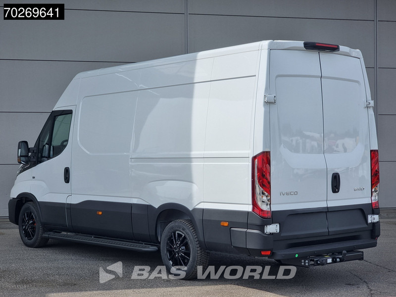 Iveco Daily 35S21 3.0L 210PK BAS EDITION L2H2 Bullbar LED ACC CarPlay Camera Trekhaak L2 12m3 Airco Trekhaak - Fourgon utilitaire: photos 3 Iveco Daily 35S21 3.0L 210PK BAS EDITION L2H2 Bullbar LED ACC CarPlay Camera Trekhaak L2 12m3 Airco Trekhaak - Fourgon utilitaire: photos 3