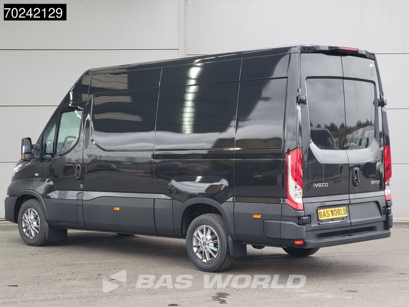 Iveco Daily 35S21 3.0L Automaat L2H2 210PK 2025-Model 3,5t Trekgewicht ACC LED Navi LM-Velgen Camera Euro6 L2 12m3 Airco - Fourgon utilitaire: photos 2 Iveco Daily 35S21 3.0L Automaat L2H2 210PK 2025-Model 3,5t Trekgewicht ACC LED Navi LM-Velgen Camera Euro6 L2 12m3 Airco - Fourgon utilitaire: photos 2