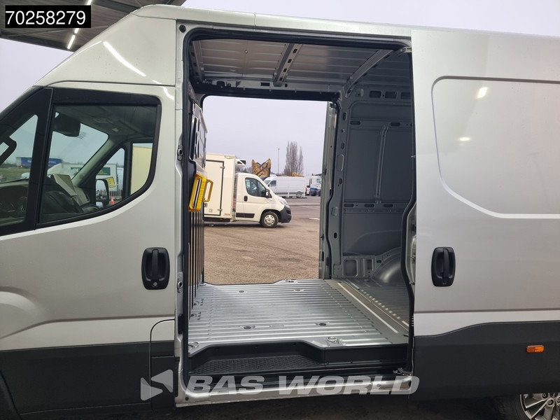 Iveco Daily 35S21 Automaat Dubbele schuifdeur 2025 model L2H2 ACC LED CarPlay Velgen Camera 12m3 Airco - Fourgon utilitaire: photos 3 Iveco Daily 35S21 Automaat Dubbele schuifdeur 2025 model L2H2 ACC LED CarPlay Velgen Camera 12m3 Airco - Fourgon utilitaire: photos 3
