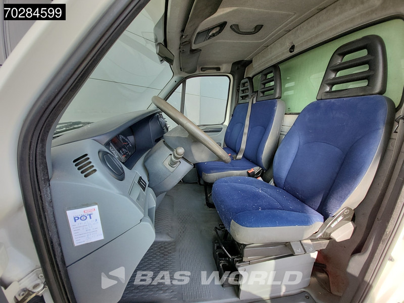 Fourgon grand volume Iveco Daily 40C15 3.0L Bakwagen met achterdeuren APK 04-26 Trekhaak Koffer Meubelbak 19m3 Trekhaak: photos 13