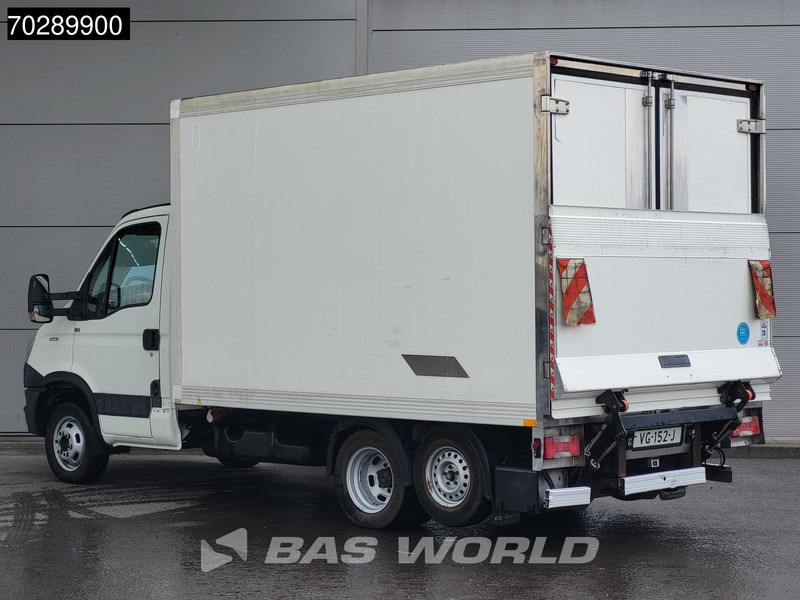 Iveco Daily 40C15 BE-Combi 75Plus Koelwagen Laadklep Carrier Xarios 350 Zijdeur Achterdeuren Airco Cruise Camera Koel Koeler Kühl Kühler Küh - Utilitaire frigorifique: photos 2 Iveco Daily 40C15 BE-Combi 75Plus Koelwagen Laadklep Carrier Xarios 350 Zijdeur Achterdeuren Airco Cruise Camera Koel Koeler Kühl Kühler Küh - Utilitaire frigorifique: photos 2