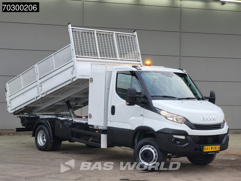 Iveco Daily 72C18 3.0L Kipper met Kist Dubbellucht 3,5t Trekhaak 180PK Airco Cruise Euro6 Kieper Tipper Benne Airco Trekhaak Cruise control - Utilitaire benne: photos 3 Iveco Daily 72C18 3.0L Kipper met Kist Dubbellucht 3,5t Trekhaak 180PK Airco Cruise Euro6 Kieper Tipper Benne Airco Trekhaak Cruise control - Utilitaire benne: photos 3