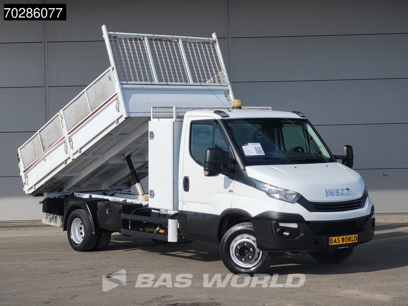 Iveco Daily 72C18 3.0L Kipper met Kist Dubbellucht 3,5t Trekhaak Airco Cruise Euro6 Tipper Benne Kieper Airco Trekhaak Cruise control - Utilitaire benne: photos 3 Iveco Daily 72C18 3.0L Kipper met Kist Dubbellucht 3,5t Trekhaak Airco Cruise Euro6 Tipper Benne Kieper Airco Trekhaak Cruise control - Utilitaire benne: photos 3