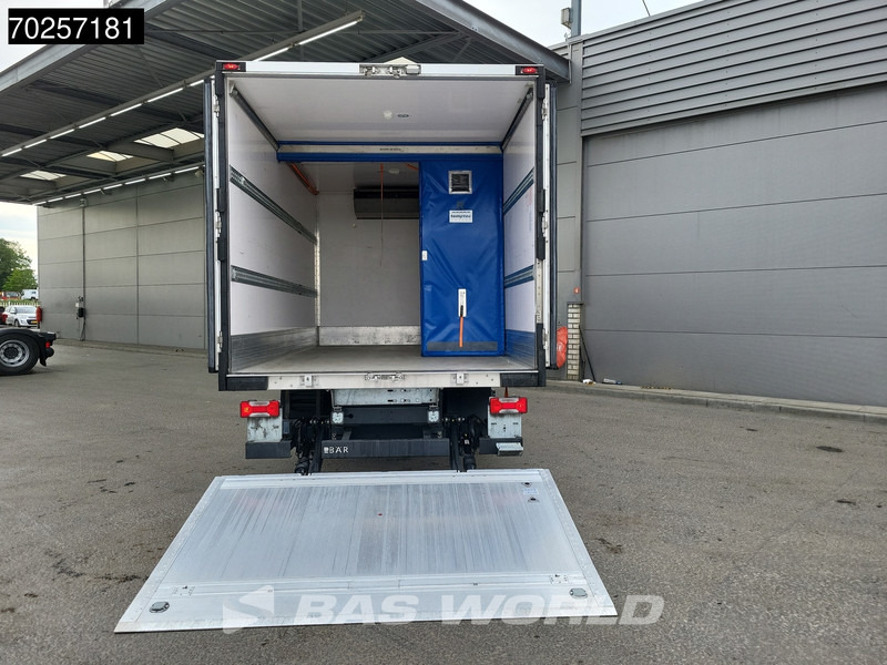 Iveco Daily 72C21 3.0L Koelwagen Laadklep Thermo King T-600R 380V Luchtvering Koelwagen Airco Cruise Camera Koeler Koel Kühlwagen 28m3 Airco - Utilitaire frigorifique: photos 3 Iveco Daily 72C21 3.0L Koelwagen Laadklep Thermo King T-600R 380V Luchtvering Koelwagen Airco Cruise Camera Koeler Koel Kühlwagen 28m3 Airco - Utilitaire frigorifique: photos 3