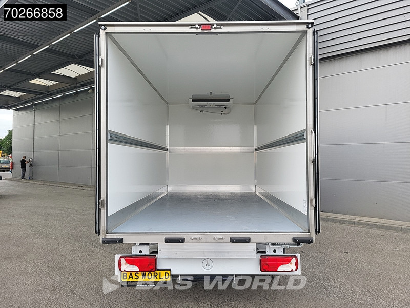 Mercedes-Benz Sprinter 315 CDI Koelwagen Achterdeuren Thermo King C-250 Airco MBUX Koel Koeler Kühl Kühler Kühlwagen Kühlkoffer 17m3 Airco - Utilitaire frigorifique: photos 3 Mercedes-Benz Sprinter 315 CDI Koelwagen Achterdeuren Thermo King C-250 Airco MBUX Koel Koeler Kühl Kühler Kühlwagen Kühlkoffer 17m3 Airco - Utilitaire frigorifique: photos 3
