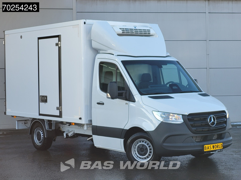 Utilitaire frigorifique neuf Mercedes-Benz Sprinter 315 CDI Koelwagen Thermo King V-300max 230V stekker Bakwagen Koel Kühlwagen 13m3 Airco Cruise control: photos 6