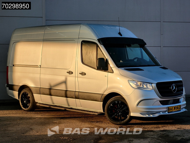 Mercedes-Benz Sprinter 315 CDI Special Edition Automaat L2H2 150PK Airco Cruise Camera Parkeersensoren MBUX CarPlay Velgen Euro6 L2 12m3 Airco - Fourgonnette: photos 5 Mercedes-Benz Sprinter 315 CDI Special Edition Automaat L2H2 150PK Airco Cruise Camera Parkeersensoren MBUX CarPlay Velgen Euro6 L2 12m3 Airco - Fourgonnette: photos 5