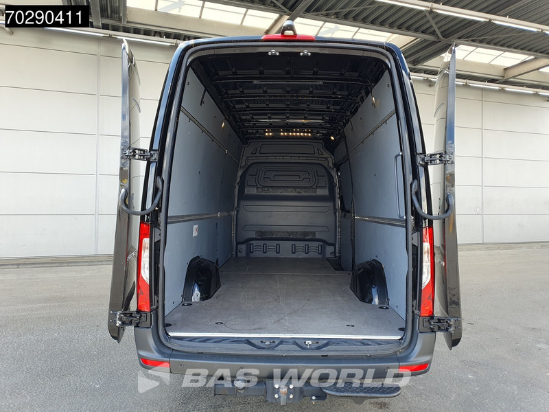 Mercedes-Benz Sprinter 317 CDI Automaat 170PK 3,5t Trekhaak L3H2 Airco Camera Parkeersensoren MBUX CarPlay Euro6 L3 15m3 Airco Trekhaak - Fourgon utilitaire: photos 3 Mercedes-Benz Sprinter 317 CDI Automaat 170PK 3,5t Trekhaak L3H2 Airco Camera Parkeersensoren MBUX CarPlay Euro6 L3 15m3 Airco Trekhaak - Fourgon utilitaire: photos 3