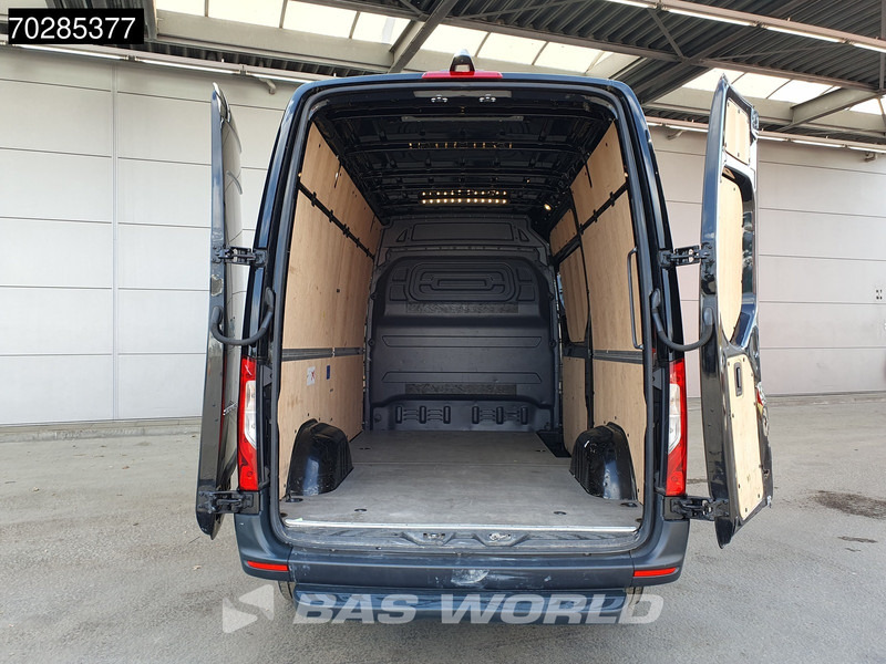 Mercedes-Benz Sprinter 317 CDI Automaat 3,5t Trekhaak L2H2 170PK Airco Camera MBUX Euro6 L2 12m3 Airco - Fourgon utilitaire: photos 3 Mercedes-Benz Sprinter 317 CDI Automaat 3,5t Trekhaak L2H2 170PK Airco Camera MBUX Euro6 L2 12m3 Airco - Fourgon utilitaire: photos 3
