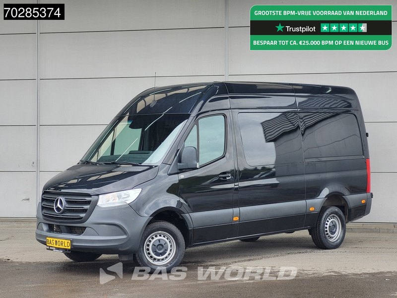 Mercedes-Benz Sprinter 317 CDI Automaat 3,5t Trekhaak L2H2 170PK Airco Camera MBUX Euro6 L2 12m3 Airco Trekhaak - Fourgon utilitaire: photos 1 Mercedes-Benz Sprinter 317 CDI Automaat 3,5t Trekhaak L2H2 170PK Airco Camera MBUX Euro6 L2 12m3 Airco Trekhaak - Fourgon utilitaire: photos 1