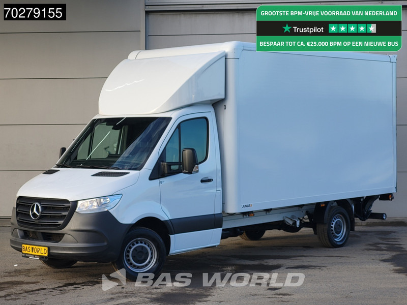 Mercedes-Benz Sprinter 317 CDI Automaat Bakwagen Laadklep Camera Airco Koffer Meubelbak 21m3 Airco - Fourgon grand volume: photos 1 Mercedes-Benz Sprinter 317 CDI Automaat Bakwagen Laadklep Camera Airco Koffer Meubelbak 21m3 Airco - Fourgon grand volume: photos 1