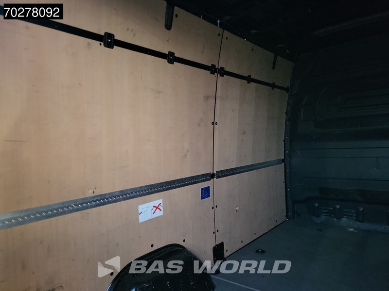 Mercedes-Benz Sprinter 317 CDI Automaat L2H2 3500KG Trekhaak 170PK Airco Camera MBUX CarPlay Euro6 L2 10m3 Airco Trekhaak - Fourgon utilitaire: photos 3 Mercedes-Benz Sprinter 317 CDI Automaat L2H2 3500KG Trekhaak 170PK Airco Camera MBUX CarPlay Euro6 L2 10m3 Airco Trekhaak - Fourgon utilitaire: photos 3