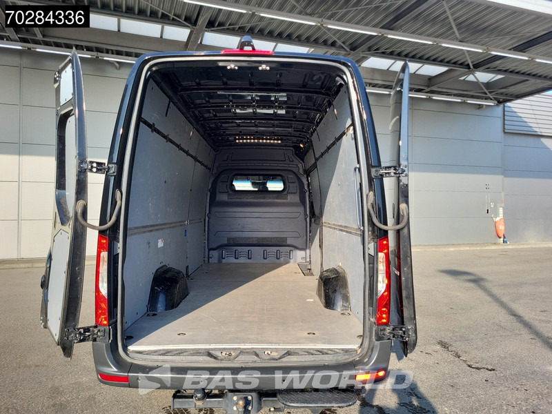 Mercedes-Benz Sprinter 317 CDI Automaat L3H2 3,5t Trekhaak Airco Camera Parkeersensoren MBUX CarPlay Euro6 L3 16m3 Airco Trekhaak - Fourgon utilitaire: photos 3 Mercedes-Benz Sprinter 317 CDI Automaat L3H2 3,5t Trekhaak Airco Camera Parkeersensoren MBUX CarPlay Euro6 L3 16m3 Airco Trekhaak - Fourgon utilitaire: photos 3
