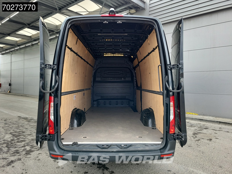 Mercedes-Benz Sprinter 317 CDI Automaat L3H2 3500kg Trekgewicht 170PK Airco Camera MBUX CarPlay Euro6 L3 14m3 Airco - Fourgon utilitaire: photos 3 Mercedes-Benz Sprinter 317 CDI Automaat L3H2 3500kg Trekgewicht 170PK Airco Camera MBUX CarPlay Euro6 L3 14m3 Airco - Fourgon utilitaire: photos 3