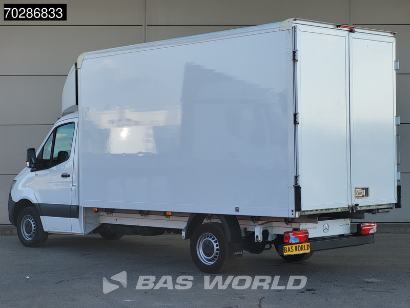 Mercedes-Benz Sprinter 317 CDI Bakwagen Automaat Achterdeuren Airco Camera Euro6 Meubelbak Koffer 21m3 Airco - Fourgon grand volume: photos 2 Mercedes-Benz Sprinter 317 CDI Bakwagen Automaat Achterdeuren Airco Camera Euro6 Meubelbak Koffer 21m3 Airco - Fourgon grand volume: photos 2