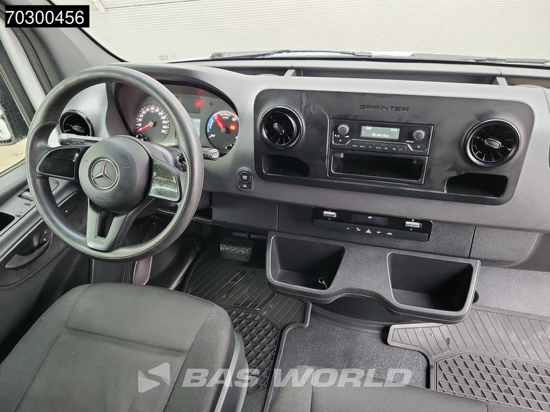 Fourgon utilitaire, Utilitaire électrique Mercedes-Benz eSprinter 312 L2H2 100% Elektrisch 55kWh 168km WLTP Airco Camera Airco: photos 13 Fourgon utilitaire, Utilitaire électrique Mercedes-Benz eSprinter 312 L2H2 100% Elektrisch 55kWh 168km WLTP Airco Camera Airco: photos 13