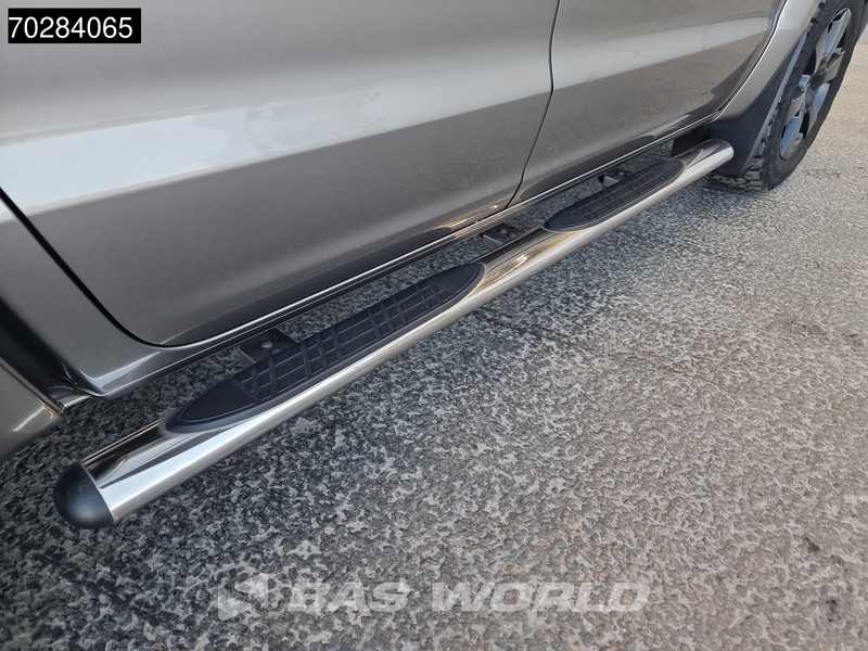 Pick-up Volkswagen Amarok 260PK V6 4motion Automaat 260PK Trekhaak LED Navi Airco Cruise Camera Parkeersensoren Euro6 4wd Allrad 3m3 Airco Trekhaak Cruise: photos 12