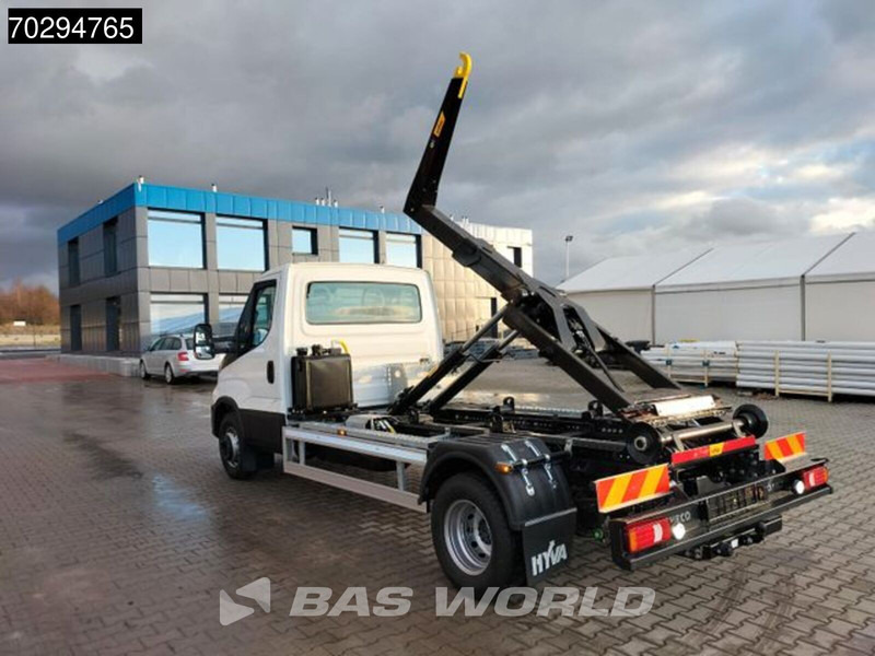 Iveco Daily 70C18 5 Tonnes Hooklift Euro 6 A/C - Utilitaire benne: photos 2 Iveco Daily 70C18 5 Tonnes Hooklift Euro 6 A/C - Utilitaire benne: photos 2