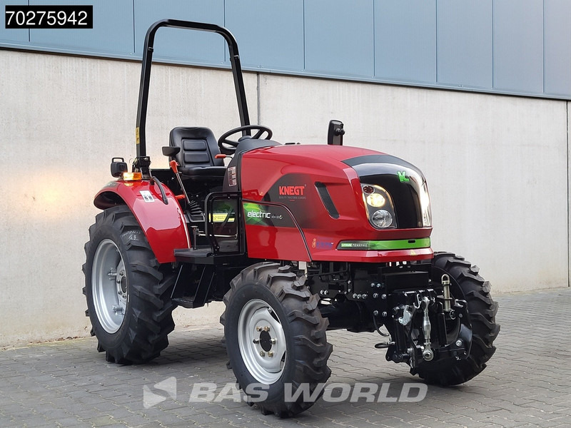 KNEGT 404G2E 304G2E 4X4 ELECTRIC - 55HP - Micro tracteur: photos 3 KNEGT 404G2E 304G2E 4X4 ELECTRIC - 55HP - Micro tracteur: photos 3