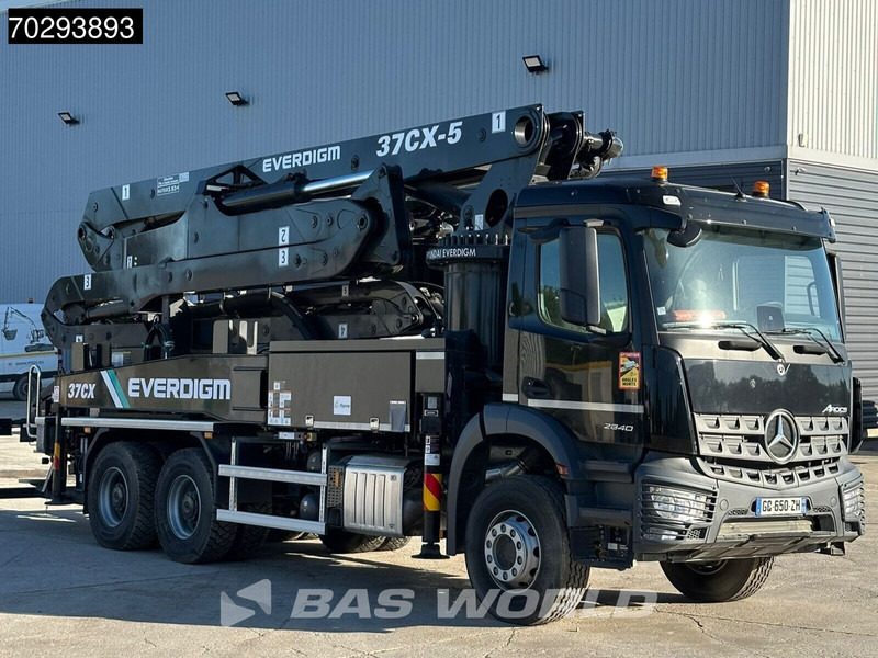 Mercedes-Benz Arocs 2840 Arocs 6X4 NEW! Everdigm 37CX-5 concrete pump Steel Suspension Automatic Euro 6 - Camion pompe: photos 3 Mercedes-Benz Arocs 2840 Arocs 6X4 NEW! Everdigm 37CX-5 concrete pump Steel Suspension Automatic Euro 6 - Camion pompe: photos 3