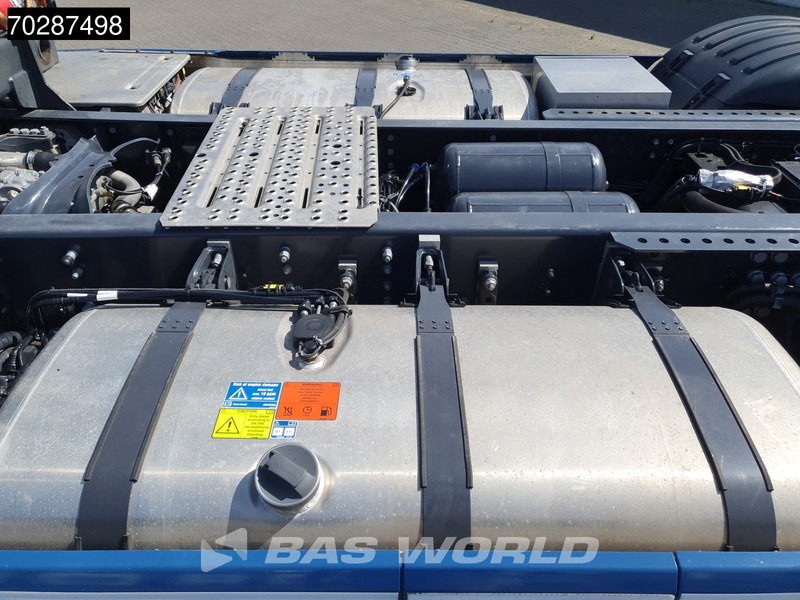 Scania P500 P 4X2 Car Transport Hydraulik Retarder Full-Air 2x Tanks - Tracteur routier: photos 2 Scania P500 P 4X2 Car Transport Hydraulik Retarder Full-Air 2x Tanks - Tracteur routier: photos 2