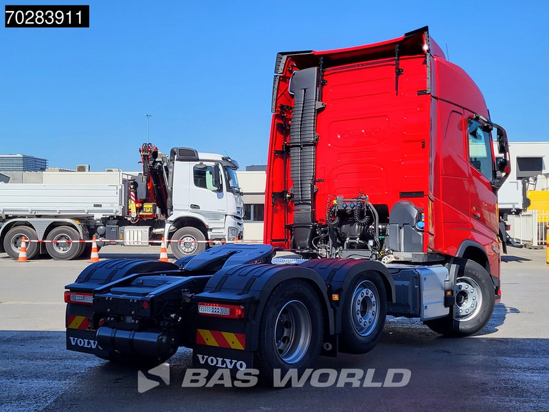 Volvo FH 500 6X2 NEW! Retarder I-Parkcool Lift+Lenkachse ACC LED Euro 6 - Tracteur routier: photos 5 Volvo FH 500 6X2 NEW! Retarder I-Parkcool Lift+Lenkachse ACC LED Euro 6 - Tracteur routier: photos 5