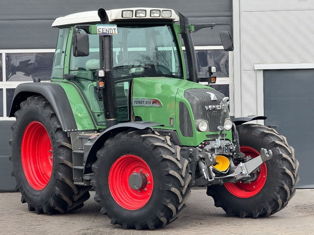 Fendt 415 Vario TMS - Tracteur agricole: photos 2 Fendt 415 Vario TMS - Tracteur agricole: photos 2