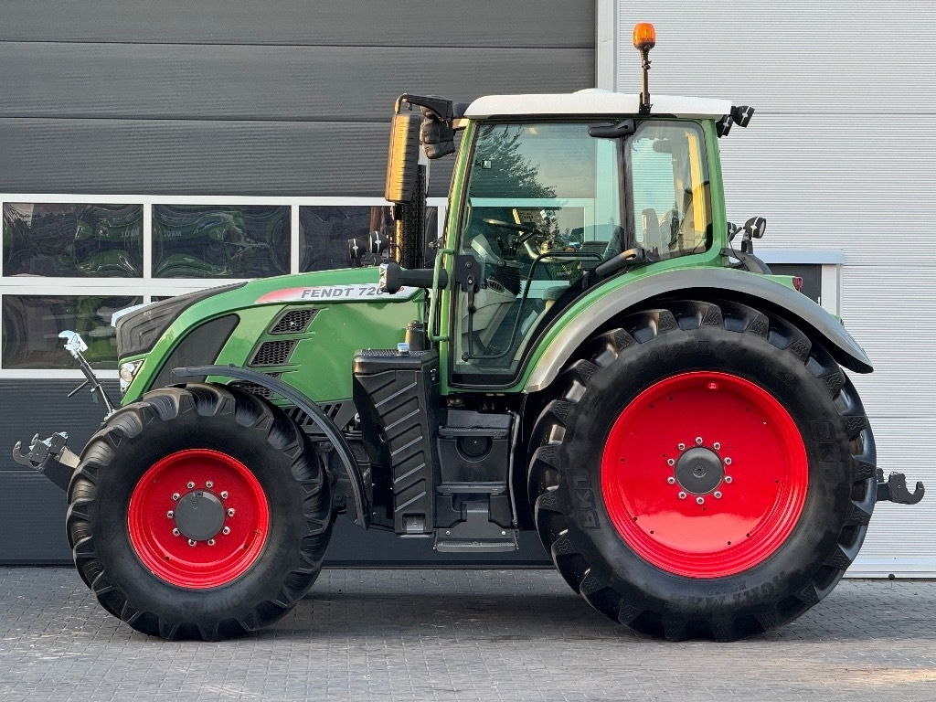 Fendt 720 Vario SCR Profi - Tracteur agricole: photos 5 Fendt 720 Vario SCR Profi - Tracteur agricole: photos 5