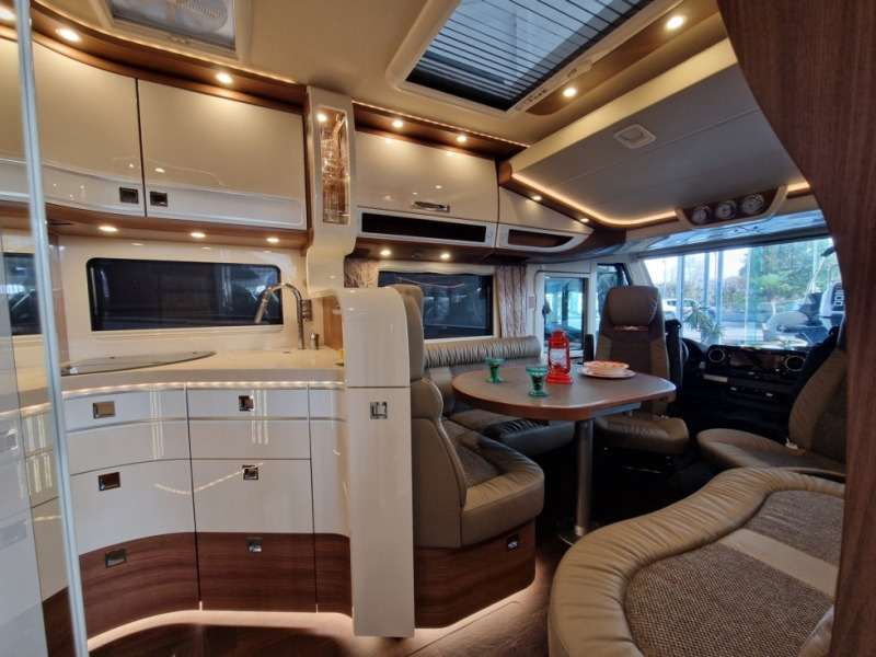 Carthago Chic E-Line I 64 XL QB Mercedes - Camping-car intégral: photos 4 Carthago Chic E-Line I 64 XL QB Mercedes - Camping-car intégral: photos 4