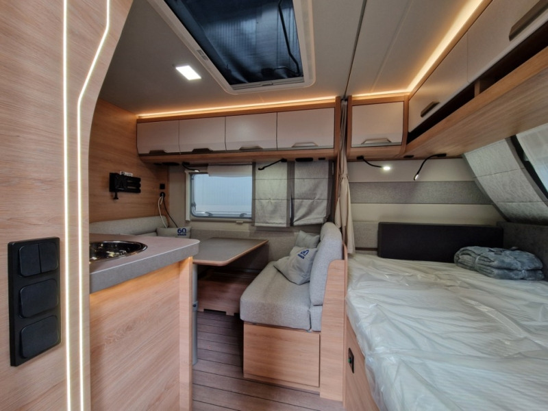 Knaus Sudwind 500 QDK 60° Years - Caravane: photos 3 Knaus Sudwind 500 QDK 60° Years - Caravane: photos 3