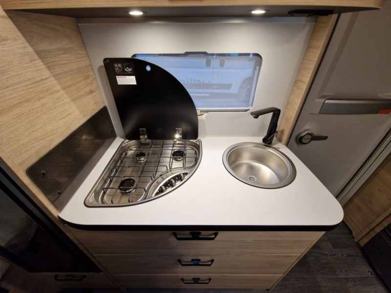 Caravane neuf Weinsberg CaraOne 420 QD: photos 7