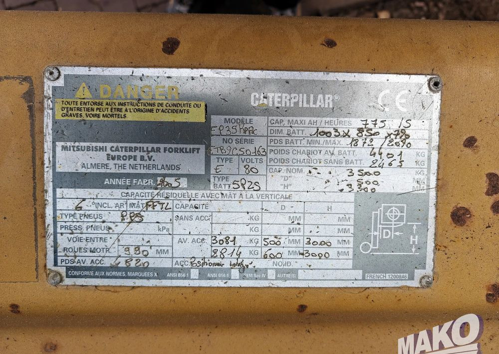 Chariot élévateur électrique Caterpillar EP35K-PAC: photos 6 Chariot élévateur électrique Caterpillar EP35K-PAC: photos 6