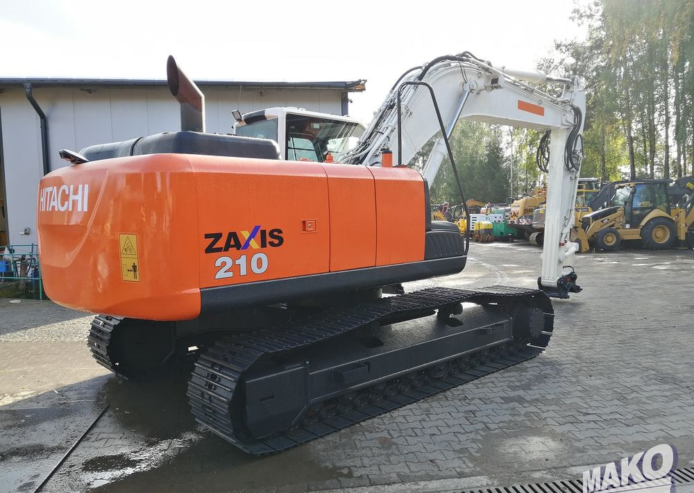 Hitachi ZX210 LC-5B - Pelle sur chenille: photos 5 Hitachi ZX210 LC-5B - Pelle sur chenille: photos 5