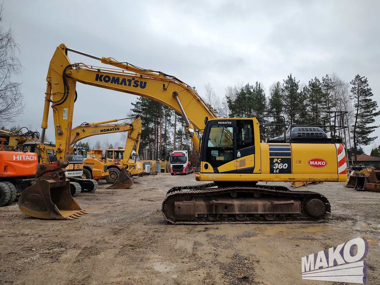 Komatsu PC360 LC-11 - Pelle sur chenille: photos 1 Komatsu PC360 LC-11 - Pelle sur chenille: photos 1