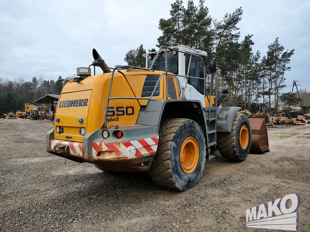 LIEBHERR L550 - Chargeuse sur pneus: photos 5 LIEBHERR L550 - Chargeuse sur pneus: photos 5