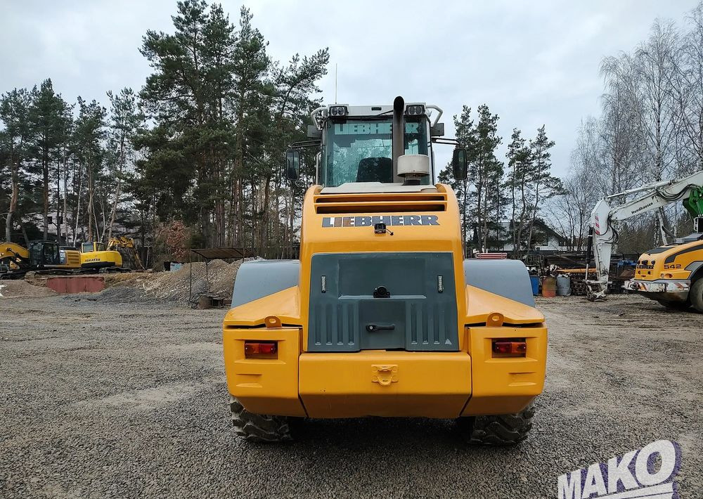 Liebherr L534 - Chargeuse sur pneus: photos 4 Liebherr L534 - Chargeuse sur pneus: photos 4