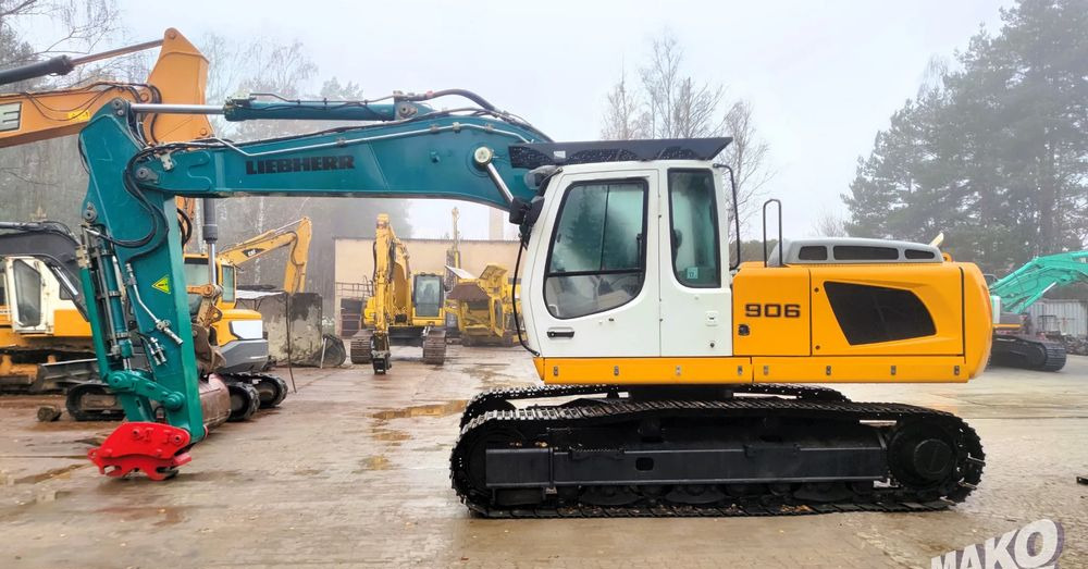 Liebherr R906 LC - Pelle sur chenille: photos 1 Liebherr R906 LC - Pelle sur chenille: photos 1