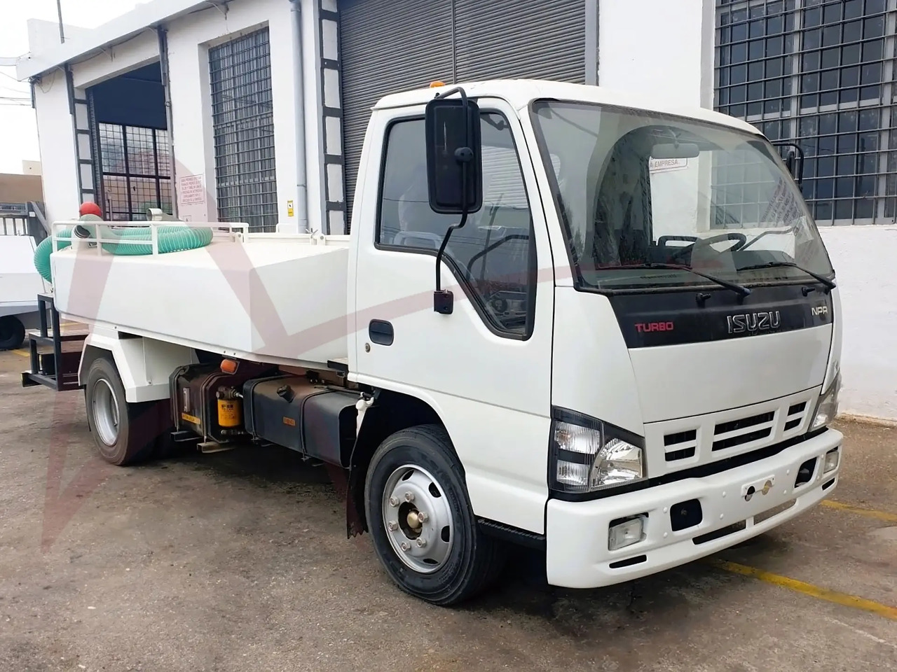 DENGE LT-01 - Véhicule vide-toilettes: photos 2 DENGE LT-01 - Véhicule vide-toilettes: photos 2