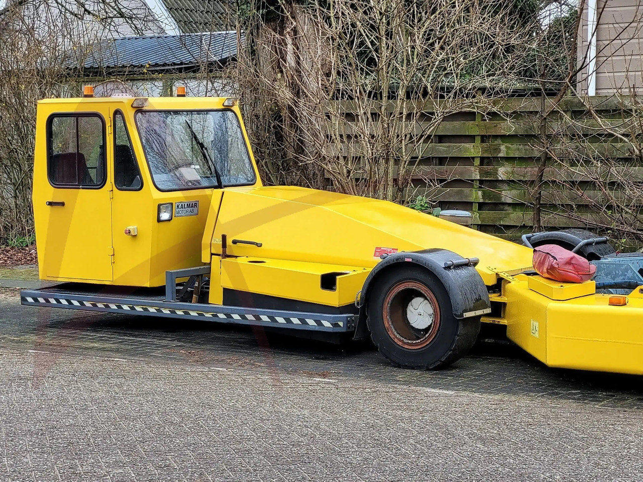KALMAR TBL180 - Tracteur d'avions: photos 3 KALMAR TBL180 - Tracteur d'avions: photos 3