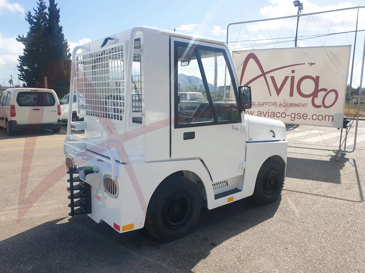 MULAG COMET 3 - Tracteur à bagages: photos 4 MULAG COMET 3 - Tracteur à bagages: photos 4