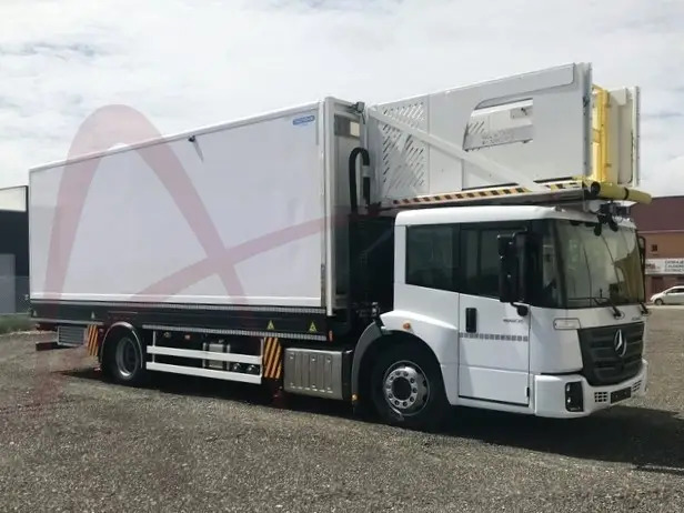 TECNOVE ECONIC 1827 - Camion de catering: photos 3 TECNOVE ECONIC 1827 - Camion de catering: photos 3
