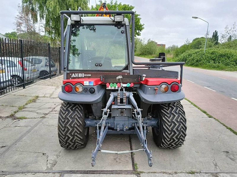 Aebi TT240 terratrac maaier werktuigdrager 4x4 pto CE - Remorque agricole: photos 5 Aebi TT240 terratrac maaier werktuigdrager 4x4 pto CE - Remorque agricole: photos 5