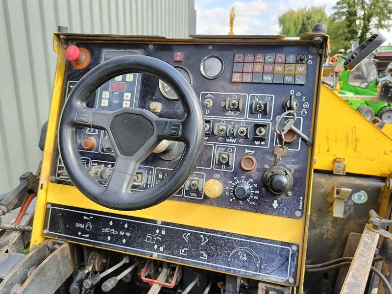 Finisseur Bomag BF 223 C asfalteermachine asphalt paver dynamo: photos 17